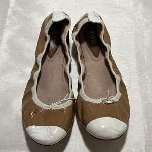 Bloch shoe